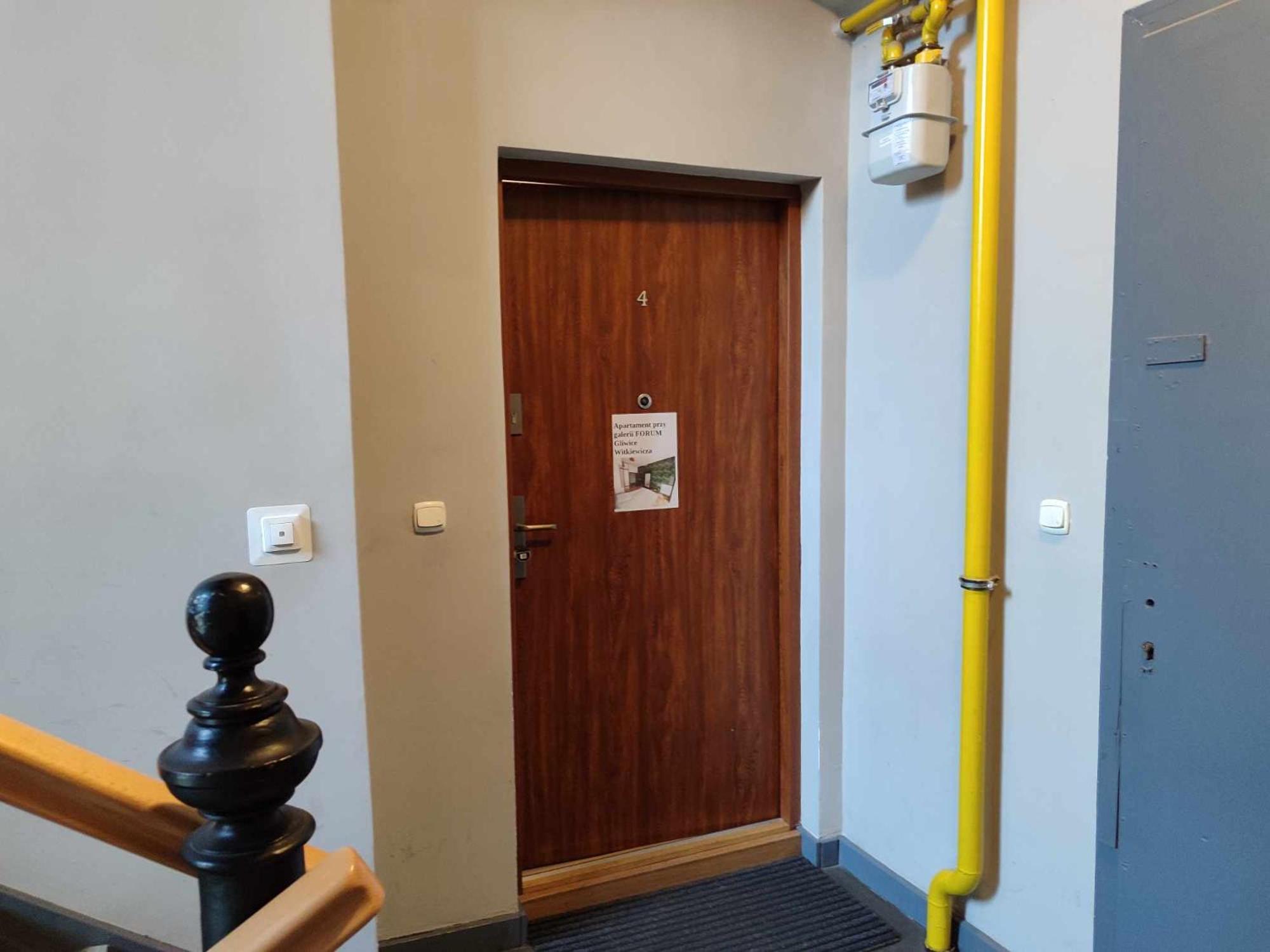 Apartament Przy Galerii Forum Gliwice Witkiewicza Buitenkant foto